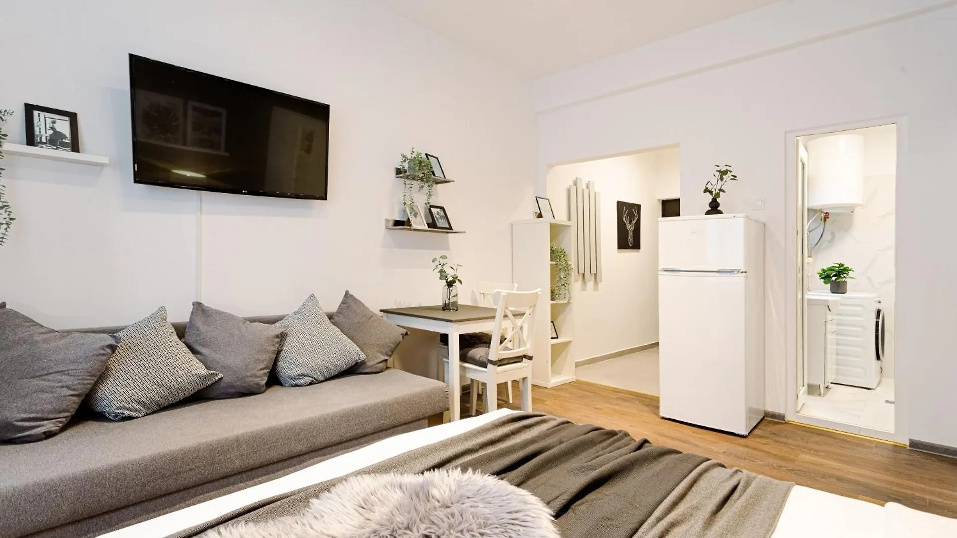Urban Vibes - Chic Apartments On Smardan Street Bucharest
