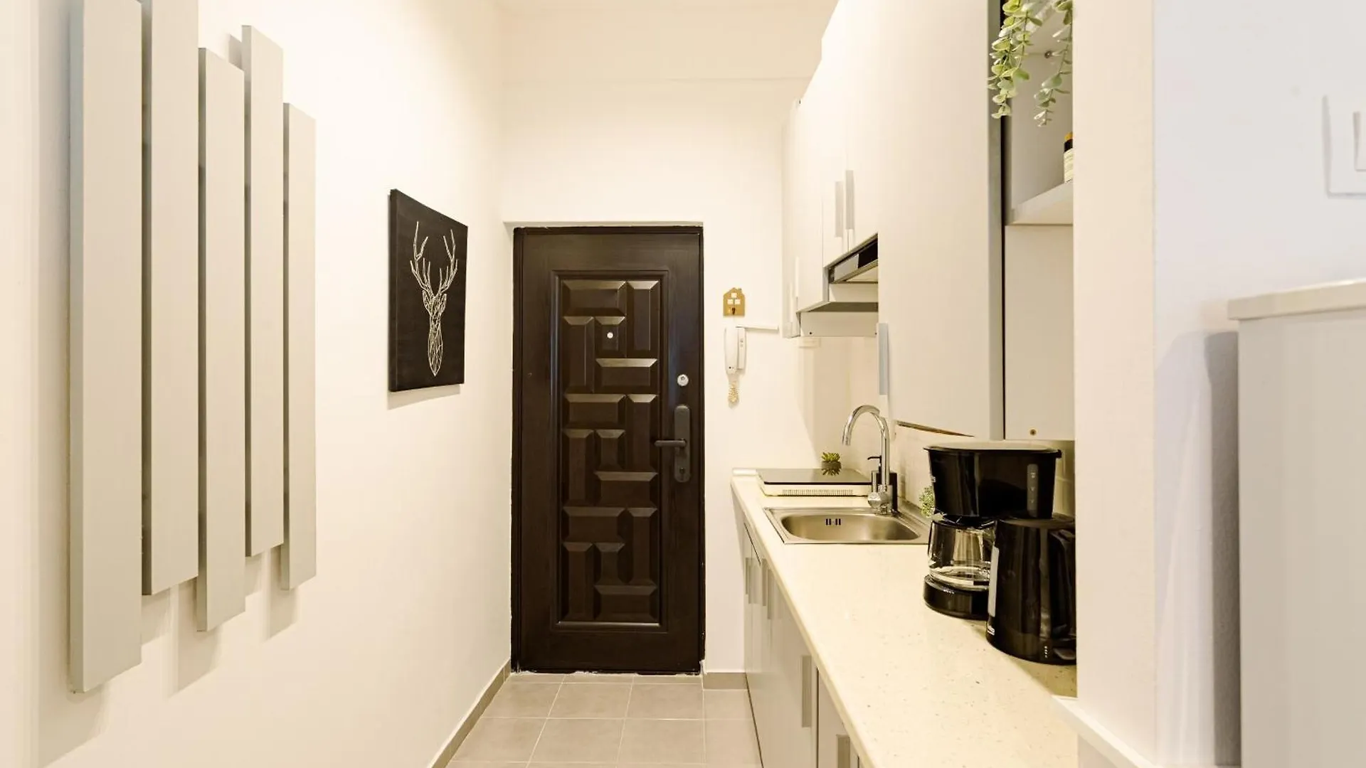 Urban Vibes - Chic Apartments On Smardan Street Bucharest 0*,  Romania